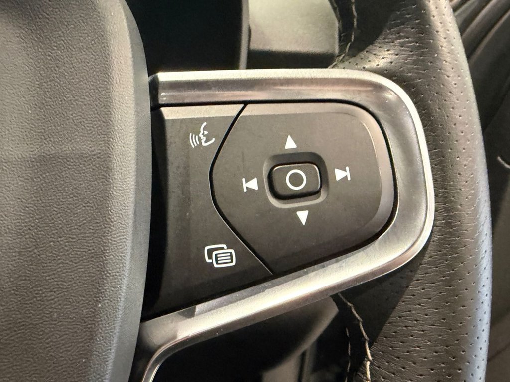 Used Volvo XC40 2019 for sale - 77212205: Photo 14