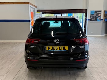 Used Volkswagen Tiguan 2016 for sale - 79265928: Photo