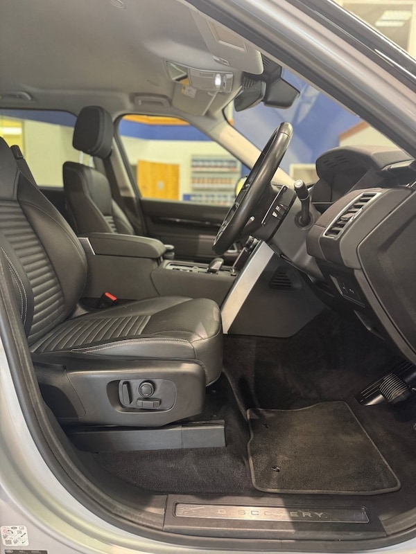 Used Land Rover Discovery 2022 for sale - 75765090: Photo 10