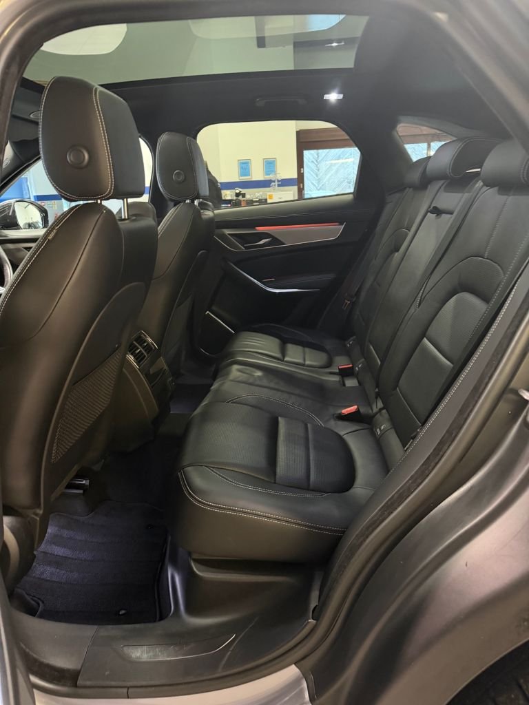 Used Jaguar F-Pace 2021 for sale - 77806112: Photo 24