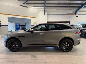 Used Jaguar F-Pace 2021 for sale - 77806112: Photo