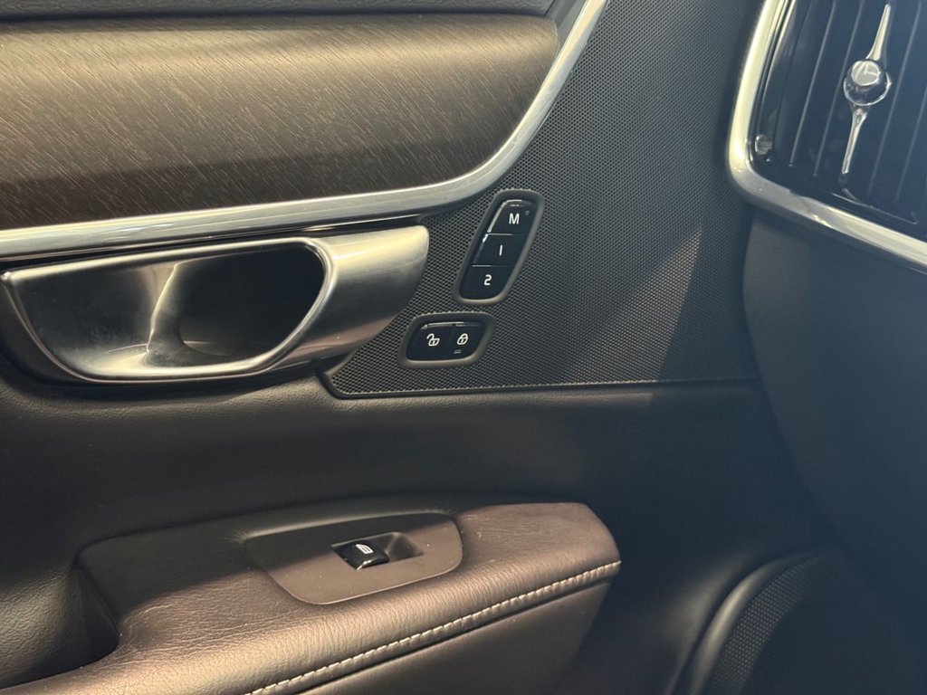 Used Volvo V90 2017 for sale - 77748078: Photo 26