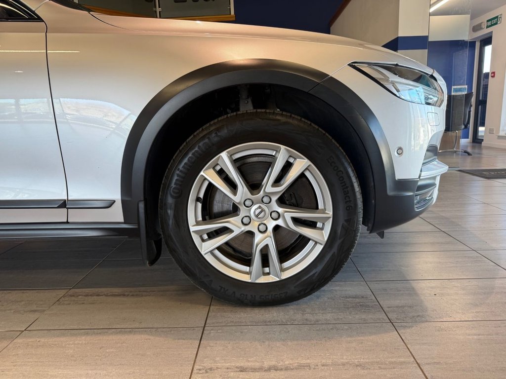 Used Volvo V90 2017 for sale - 77748078: Photo 9