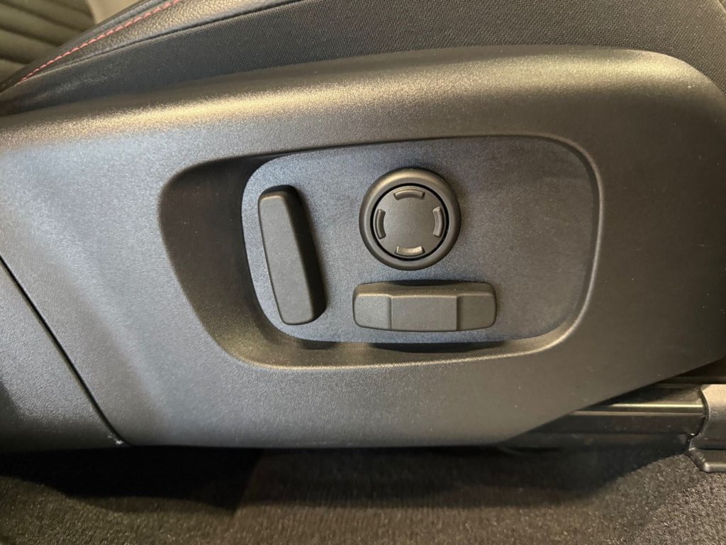 Used Land Rover Discovery Sport 2022 for sale - 76798251: Photo 12