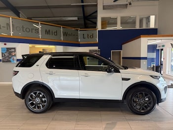 Used Land Rover Discovery Sport 2018 for sale - 78315059: Photo