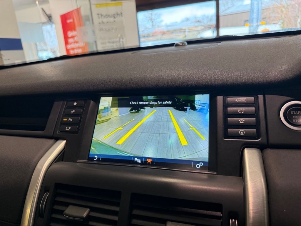 Used Land Rover Discovery Sport 2015 for sale - 76867904: Photo 16