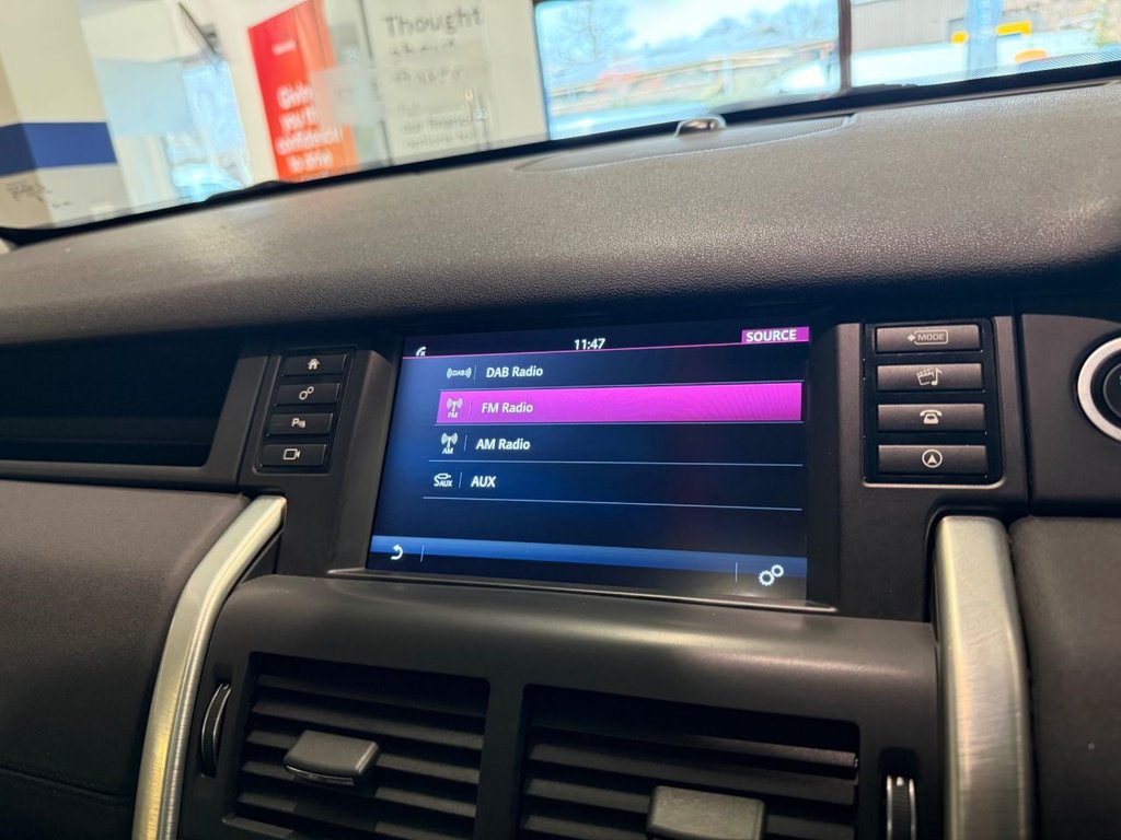 Used Land Rover Discovery Sport 2015 for sale - 76867904: Photo 18