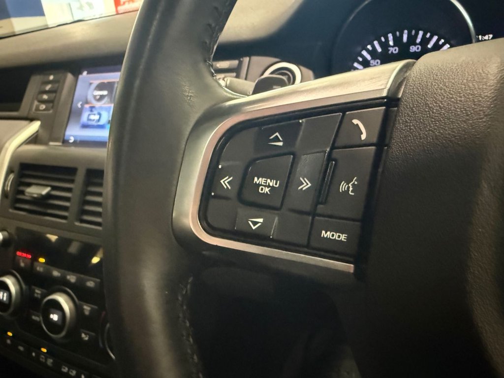 Used Land Rover Discovery Sport 2015 for sale - 76867904: Photo 22