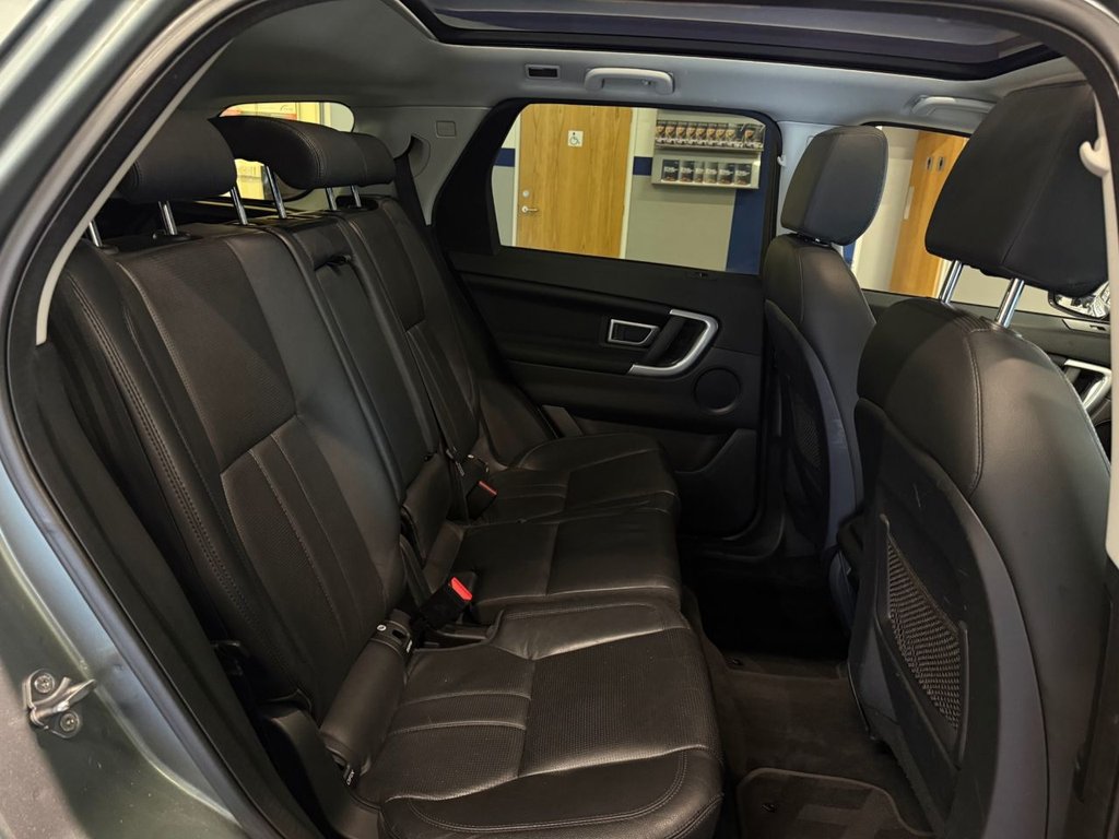 Used Land Rover Discovery Sport 2015 for sale - 76867904: Photo 24