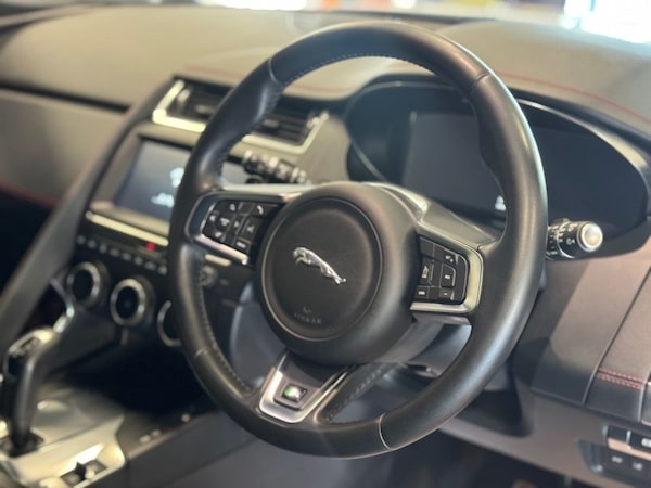 Used Jaguar E-Pace 2020 for sale - 76068492: Photo 13