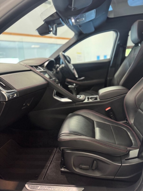 Used Jaguar E-Pace 2020 for sale - 76068492: Photo 26