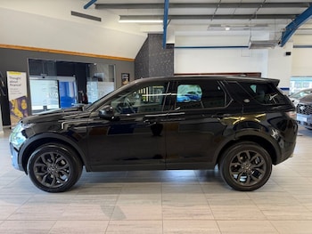 Used Land Rover Discovery Sport 2018 for sale - 79276523: Photo
