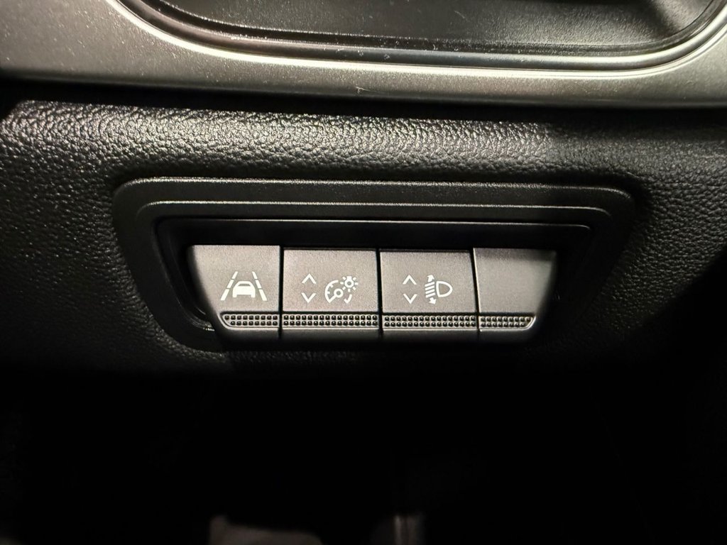 Used Renault Captur 2020 for sale - 76570483: Photo 14