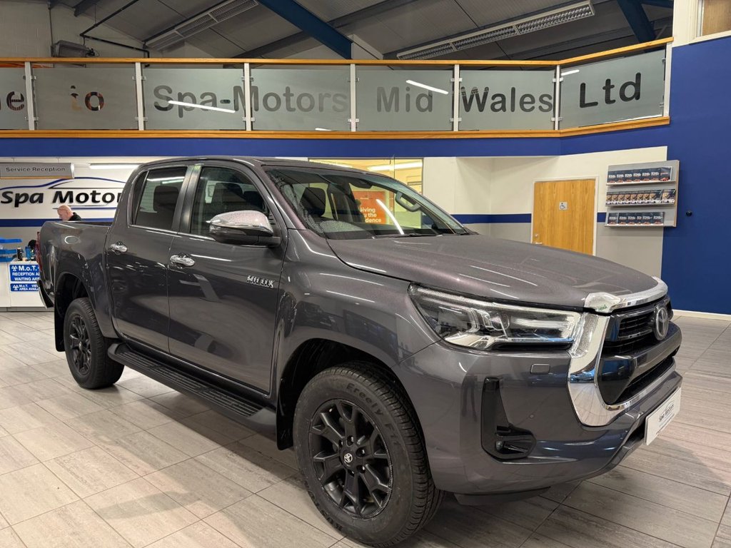Used Toyota Hilux 2023 for sale - 76345306: Photo 1
