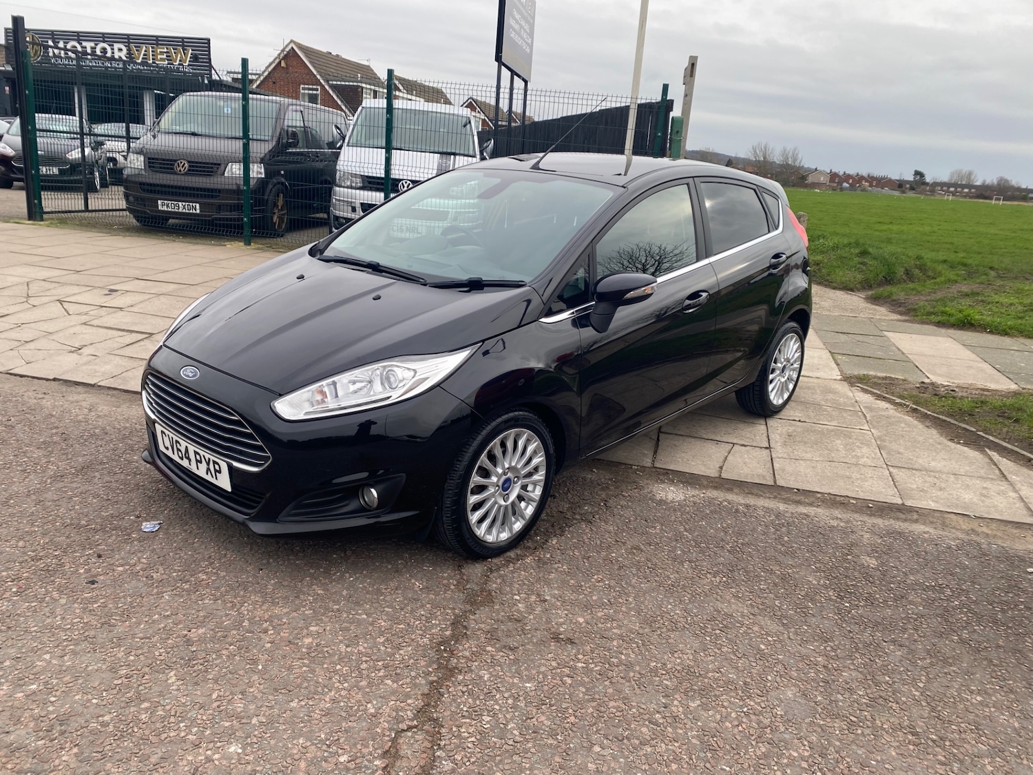 Used Ford Fiesta 2014 for sale - 77591796: Photo 2