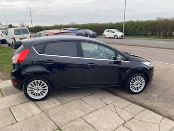 Used Ford Fiesta 2014 for sale - 77591796: Photo