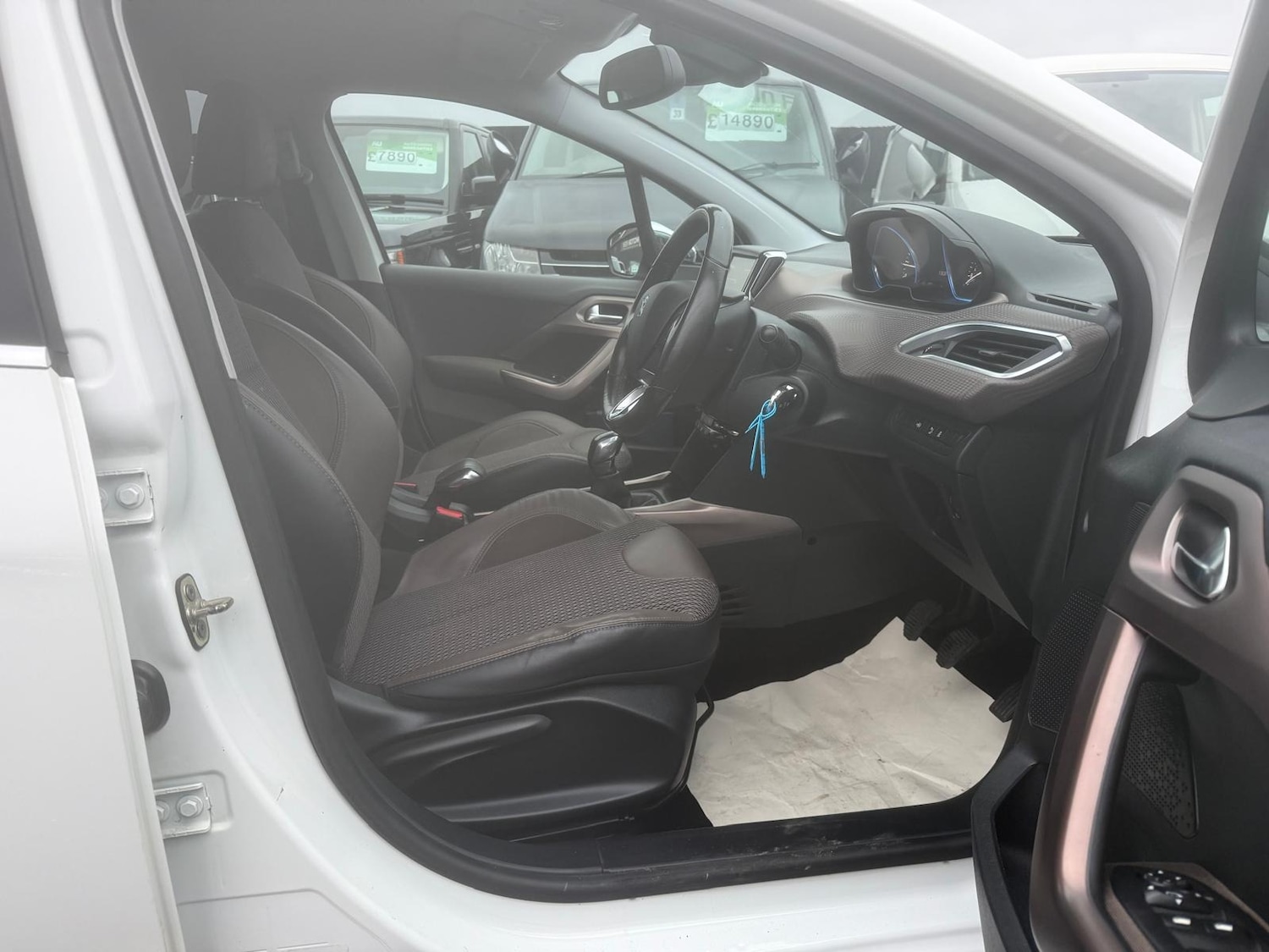 Used Peugeot 2008 2013 for sale - 77589964: Photo 23