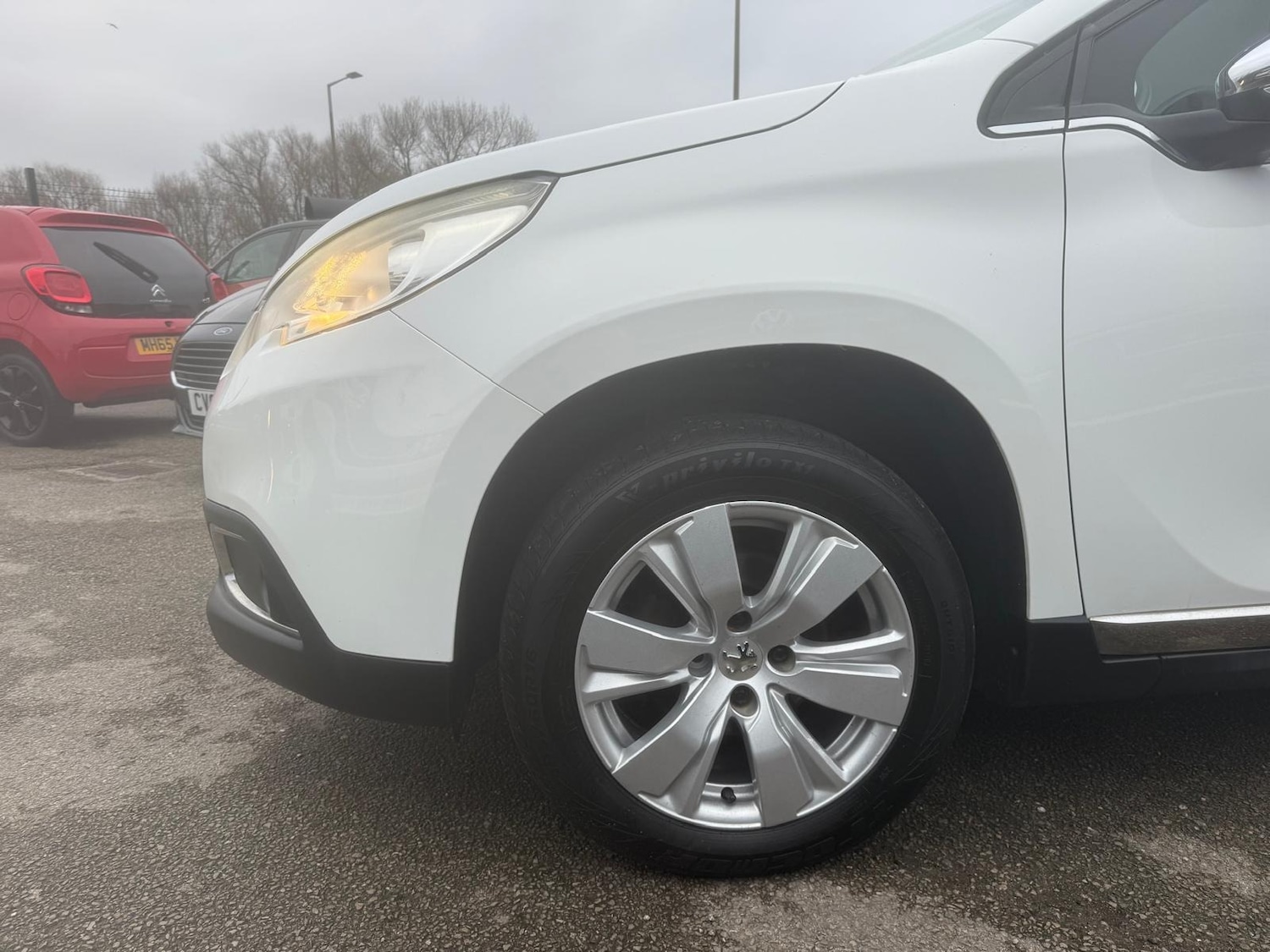 Used Peugeot 2008 2013 for sale - 77589964: Photo 8