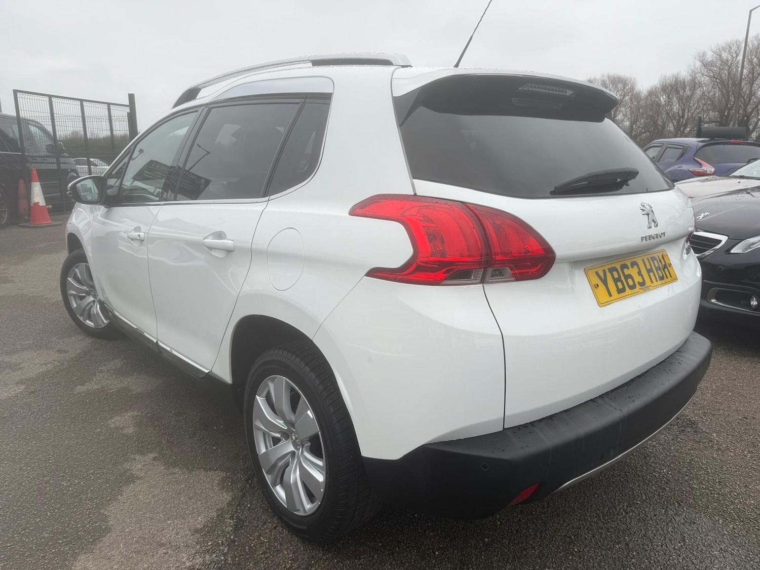 Used Peugeot 2008 2013 for sale - 77589964: Photo 9