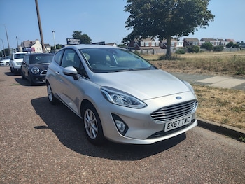 Used Ford Fiesta 2017 for sale - 79217779: Photo