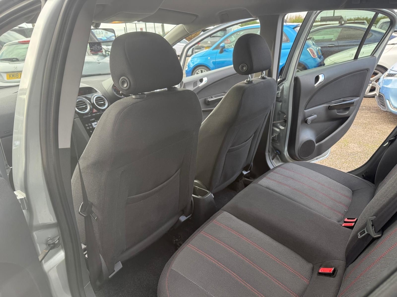 Used Vauxhall Corsa 2014 for sale - 76577322: Photo 9