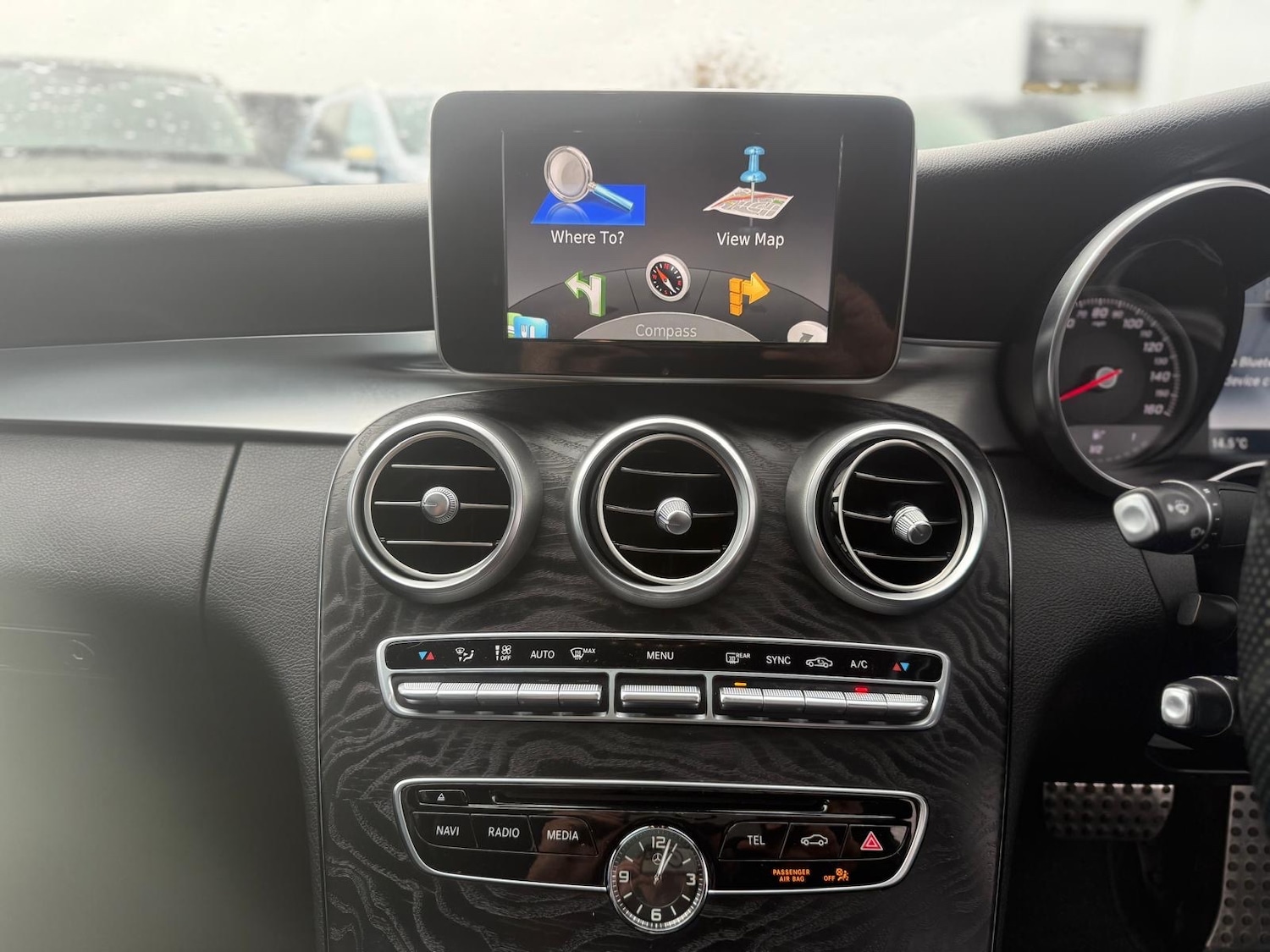 Used Mercedes-Benz C Class 2016 for sale - 76466674: Photo 3