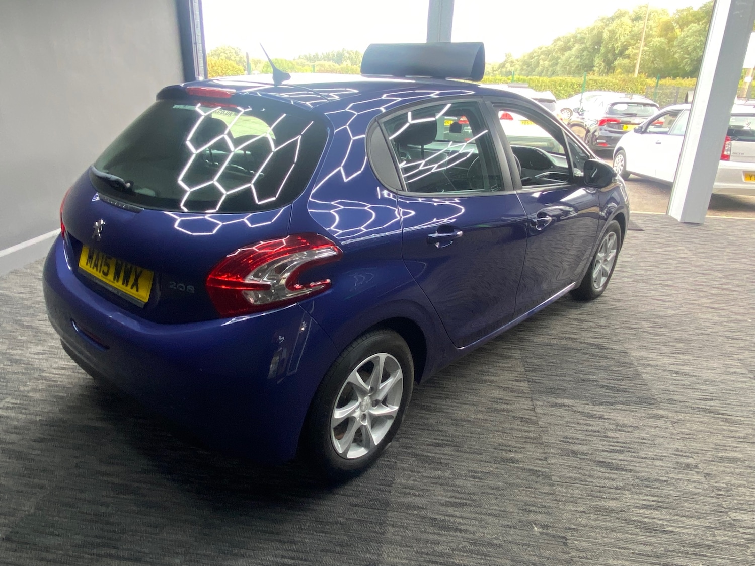 Used Peugeot 208 2015 for sale - 76402033: Photo 6