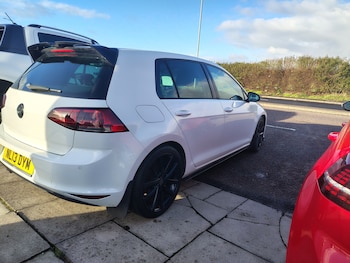 Used Volkswagen Golf 2013 for sale - 76402484: Photo