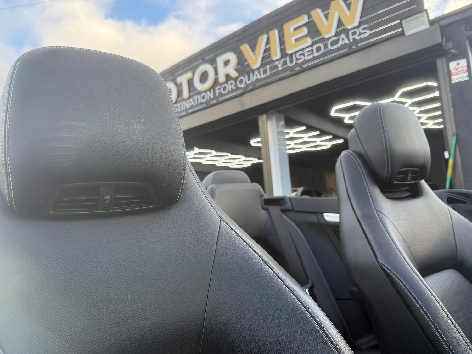 Used Mercedes-Benz E Class 2011 for sale - 77179550: Photo 8