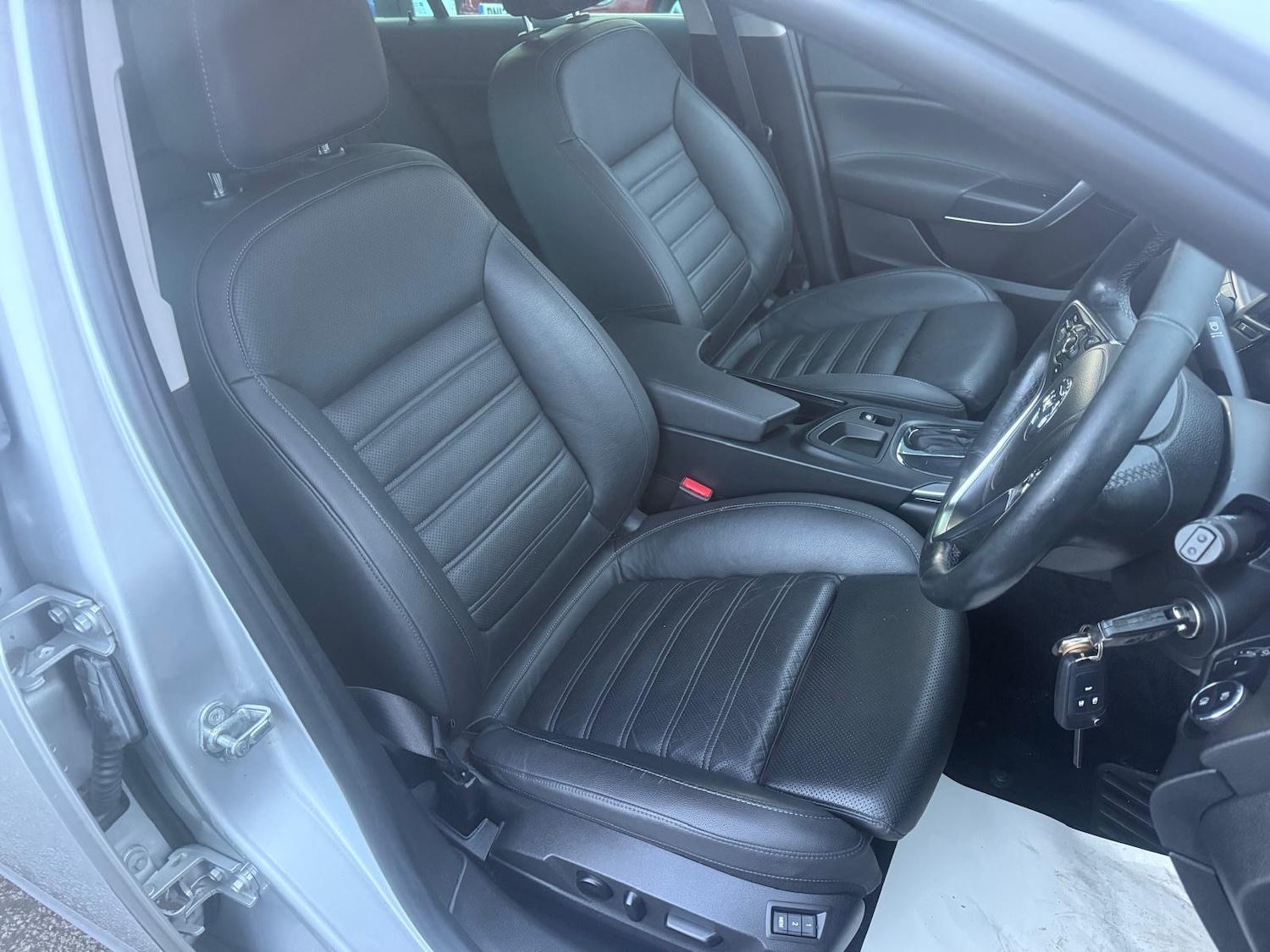 Used Vauxhall Insignia 2016 for sale - 76780452: Photo 4