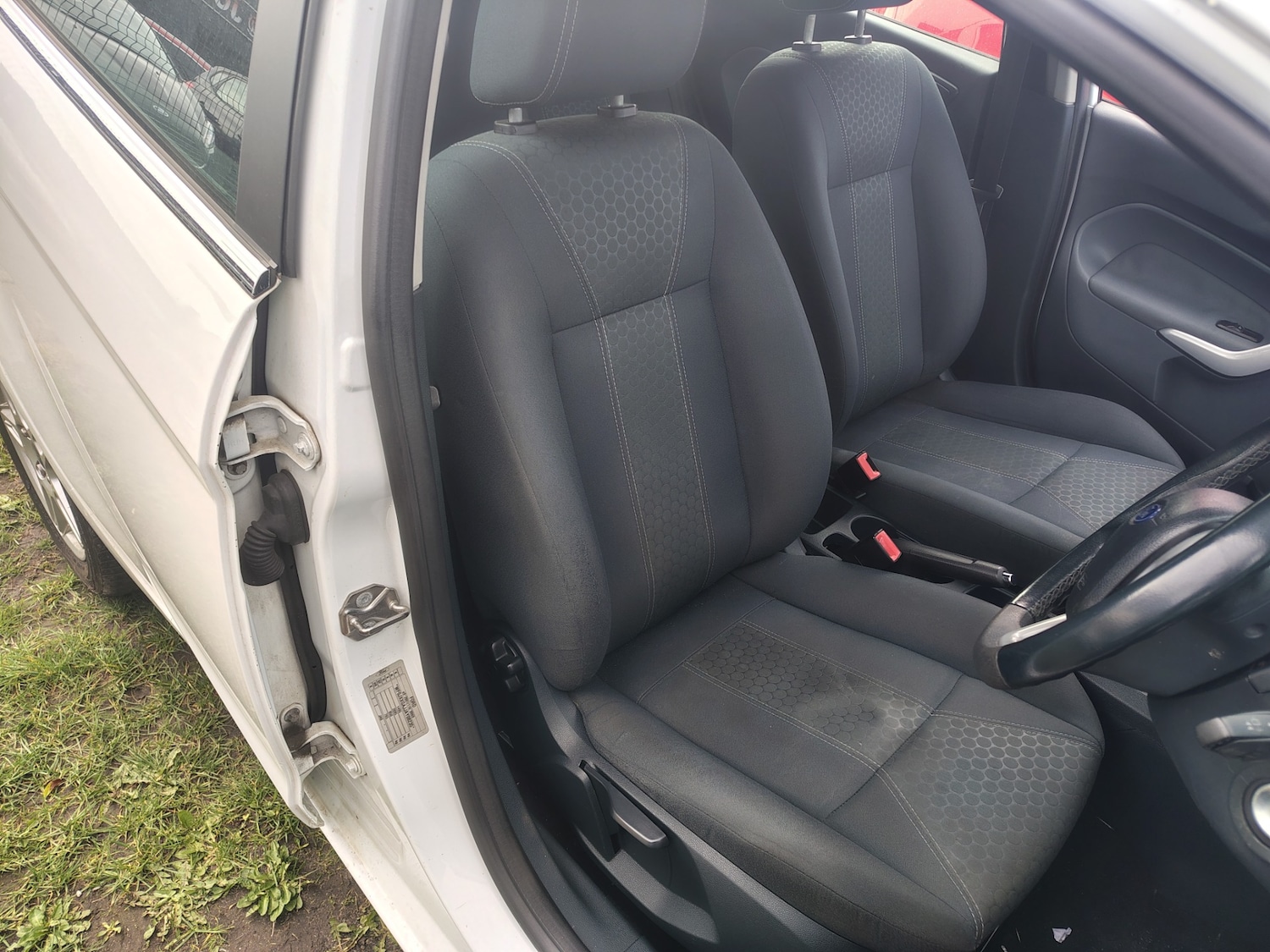 Used Ford Fiesta 2010 for sale - 78026213: Photo 10