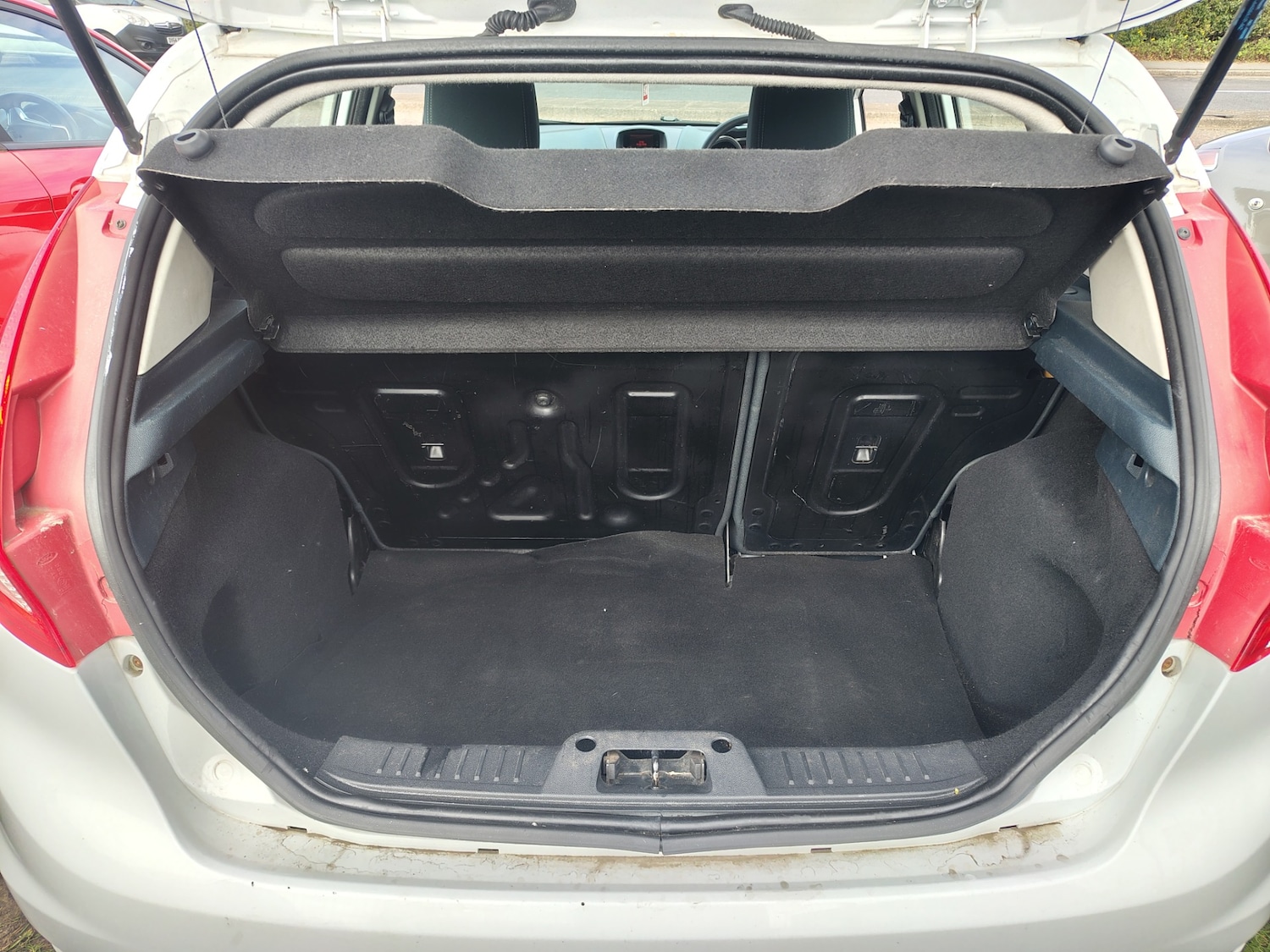 Used Ford Fiesta 2010 for sale - 78026213: Photo 17