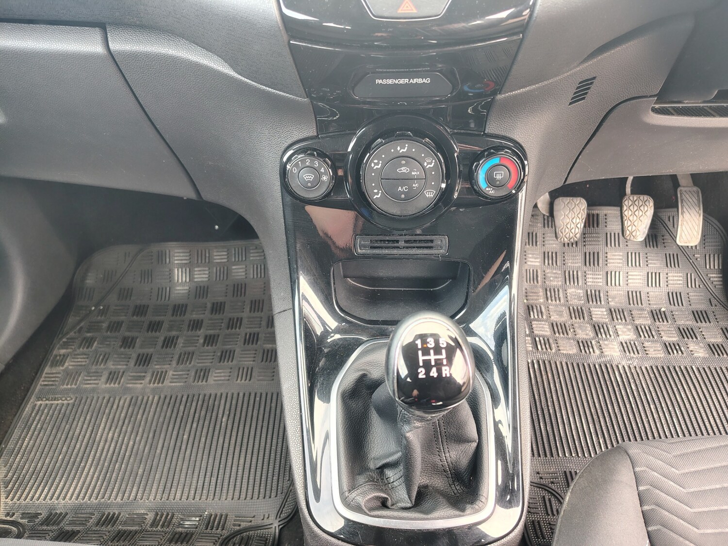 Used Ford Fiesta 2014 for sale - 78131546: Photo 13