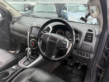 Used Isuzu D-Max 2018 for sale - 76402935: Photo