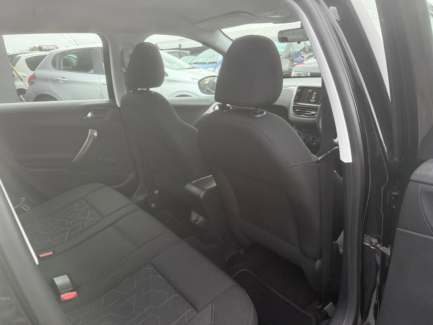 Used Peugeot 2008 2015 for sale - 77090192: Photo 20