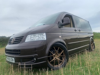 Used Volkswagen Caravelle 2009 for sale - 76526138: Photo