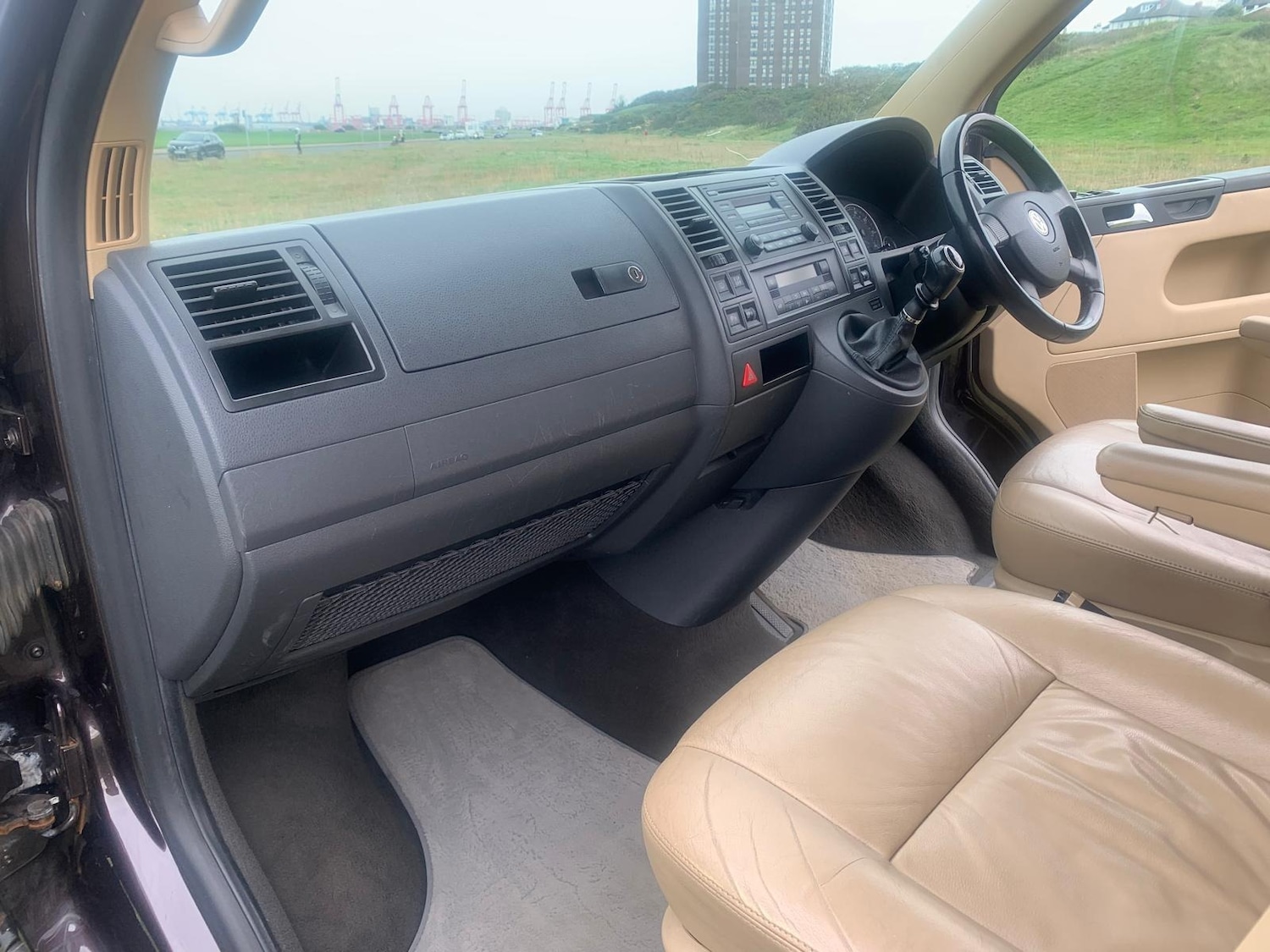 Used Volkswagen Caravelle 2009 for sale - 76526138: Photo 53