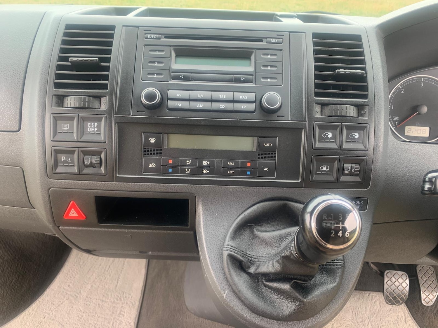 Used Volkswagen Caravelle 2009 for sale - 76526138: Photo 56