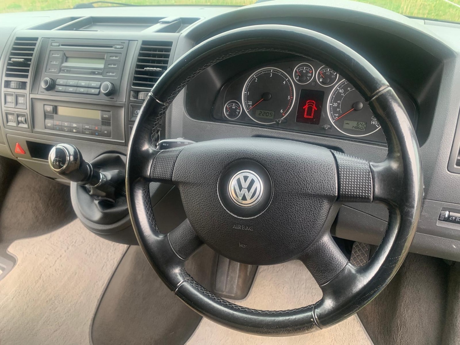 Used Volkswagen Caravelle 2009 for sale - 76526138: Photo 57