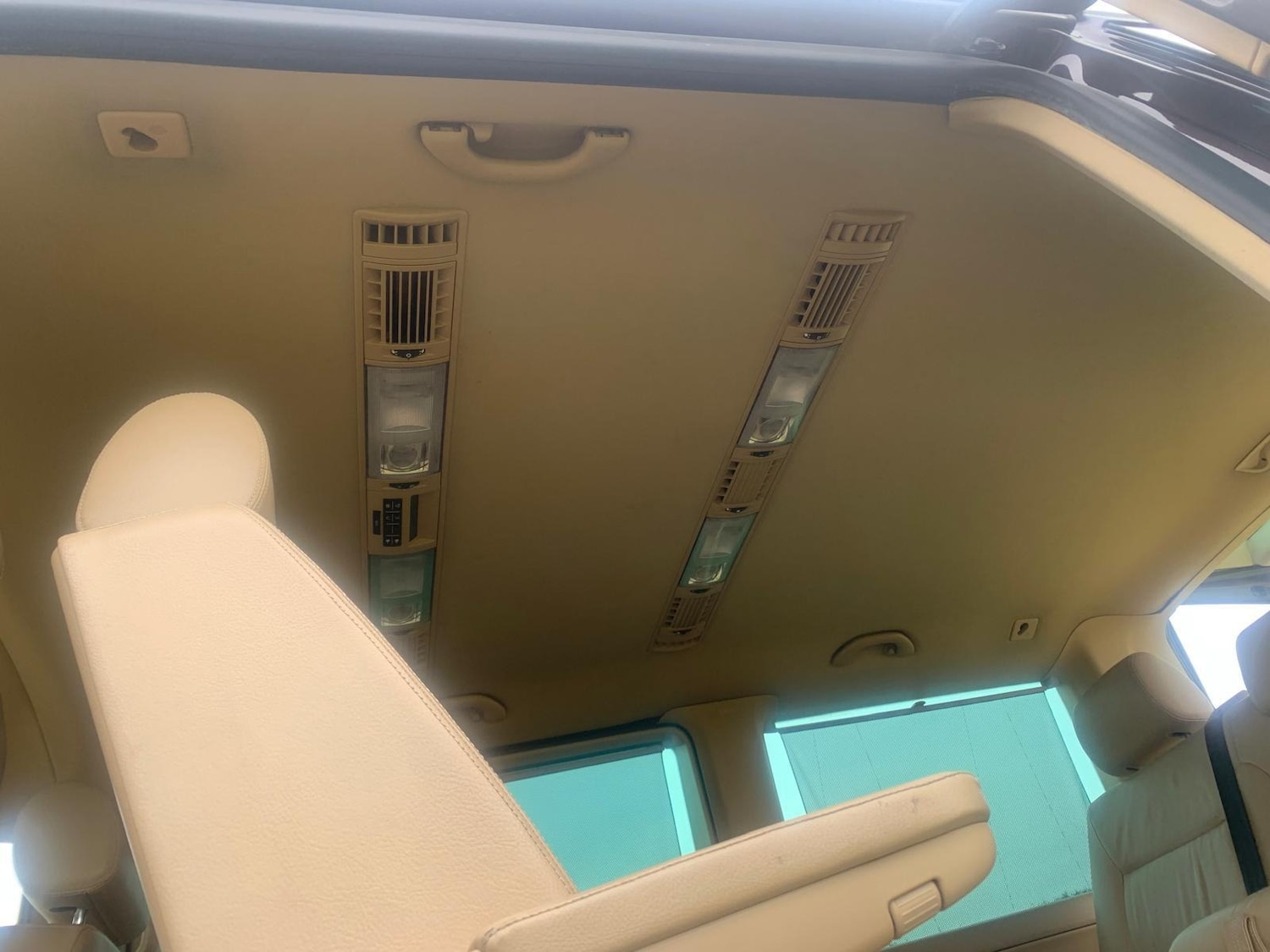 Used Volkswagen Caravelle 2009 for sale - 76526138: Photo 58