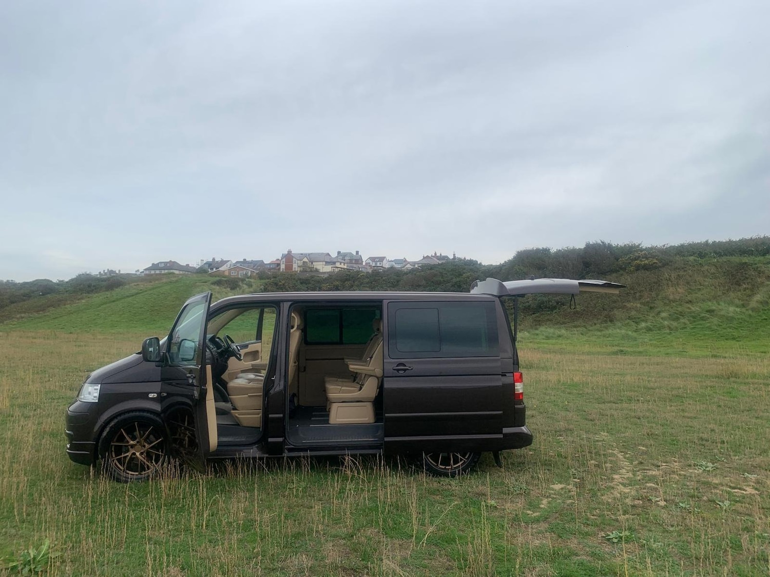 Used Volkswagen Caravelle 2009 for sale - 76526138: Photo 8