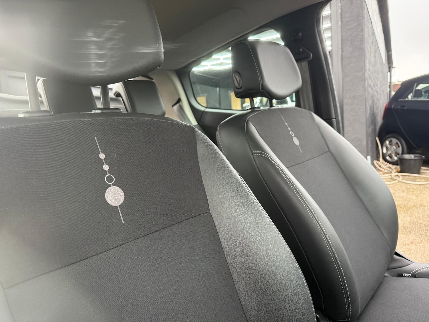 Used Renault Clio 2012 for sale - 76402042: Photo 10