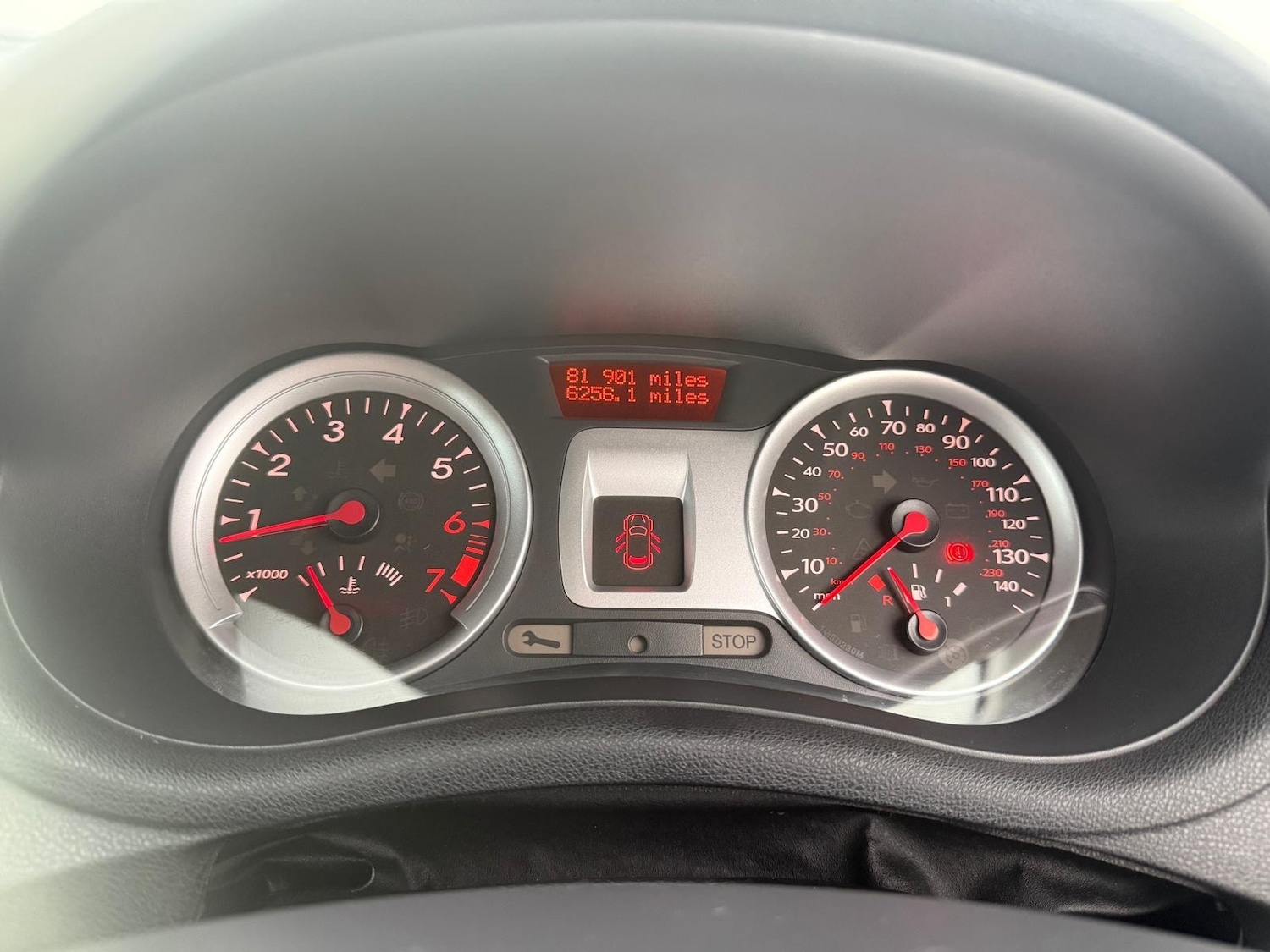 Used Renault Clio 2012 for sale - 76402042: Photo 3