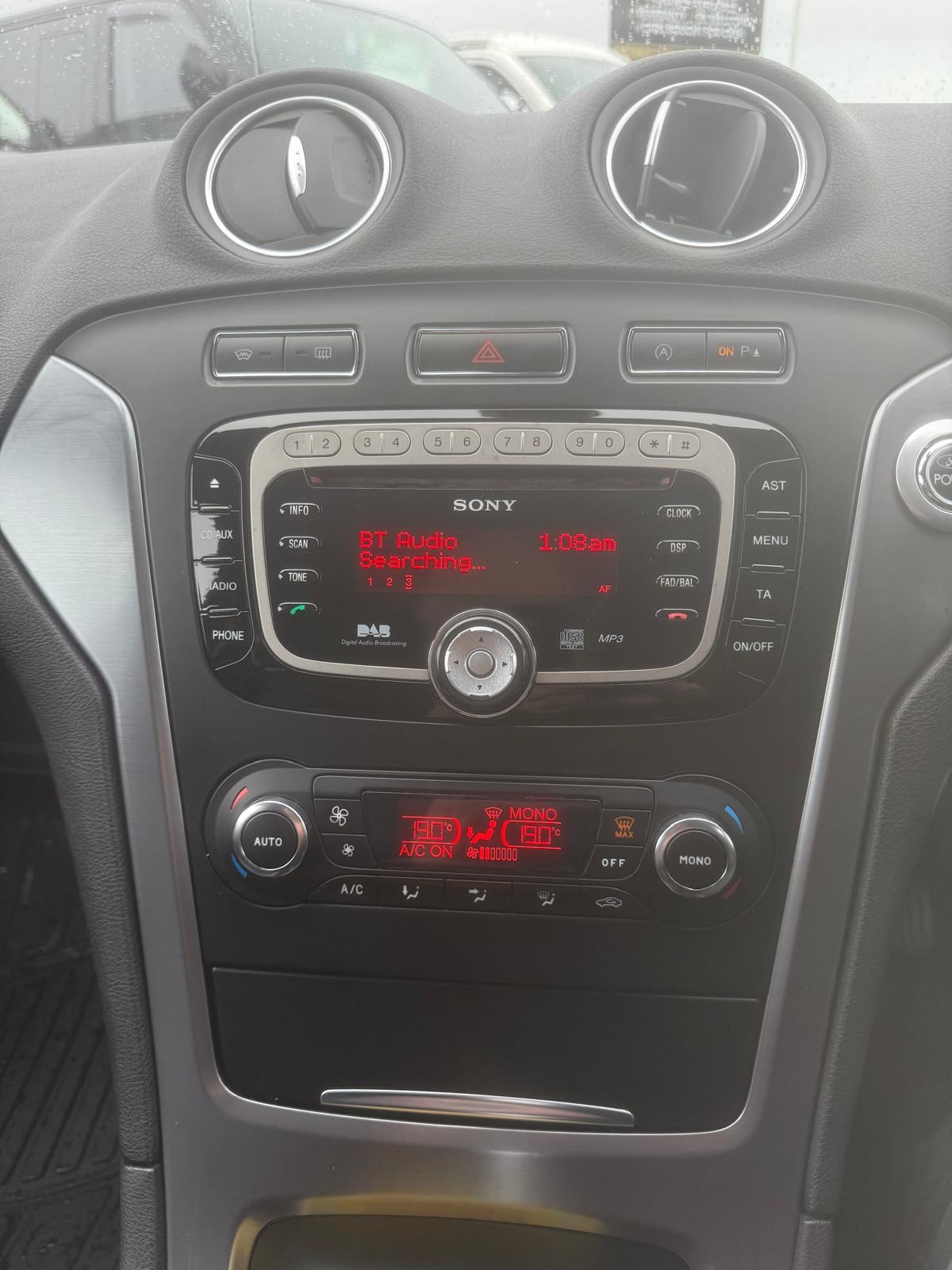 Used Ford Mondeo 2011 for sale - 77803478: Photo 23