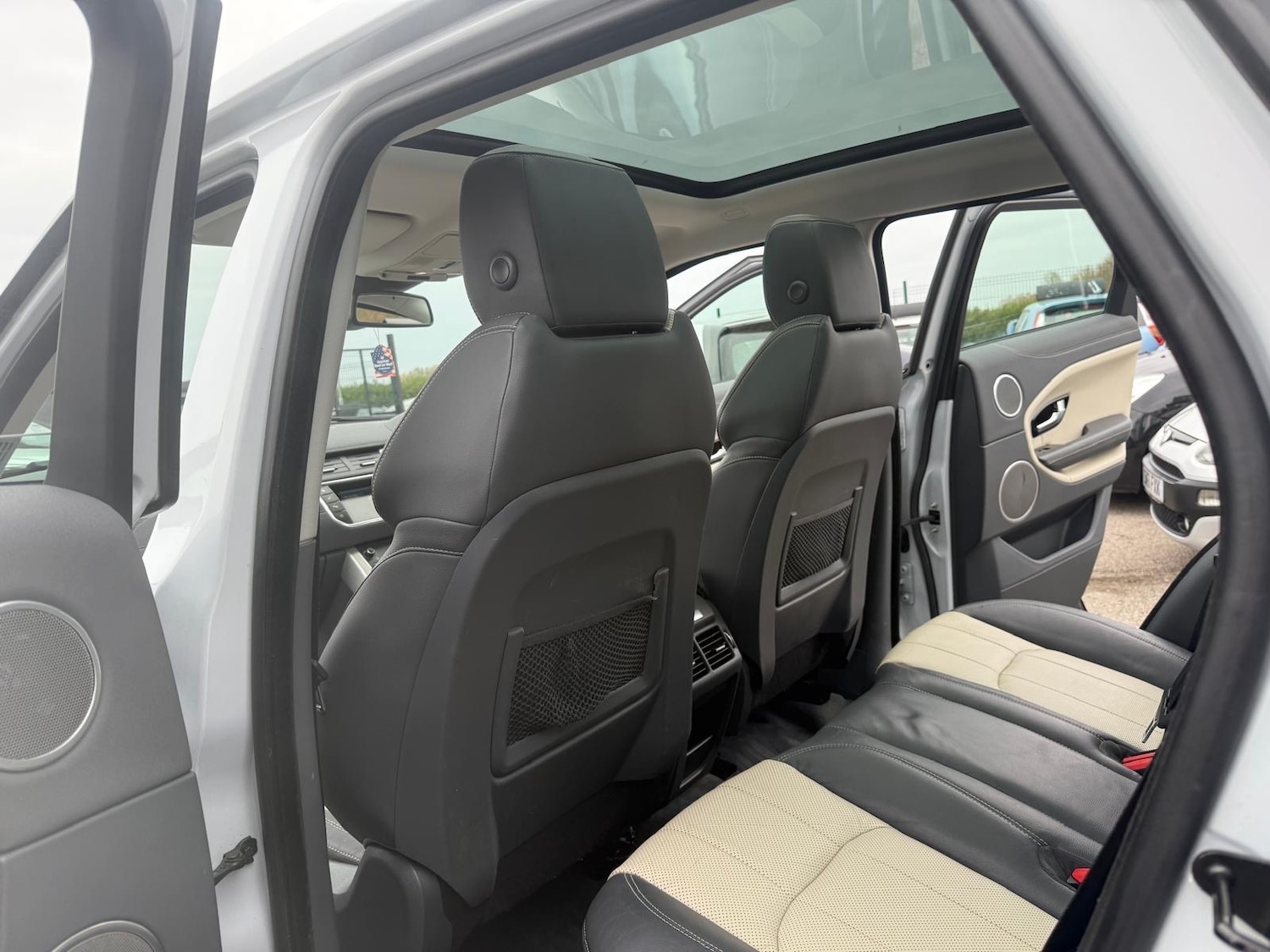 Used Land Rover Range Rover Evoque 2015 for sale - 76467498: Photo 16