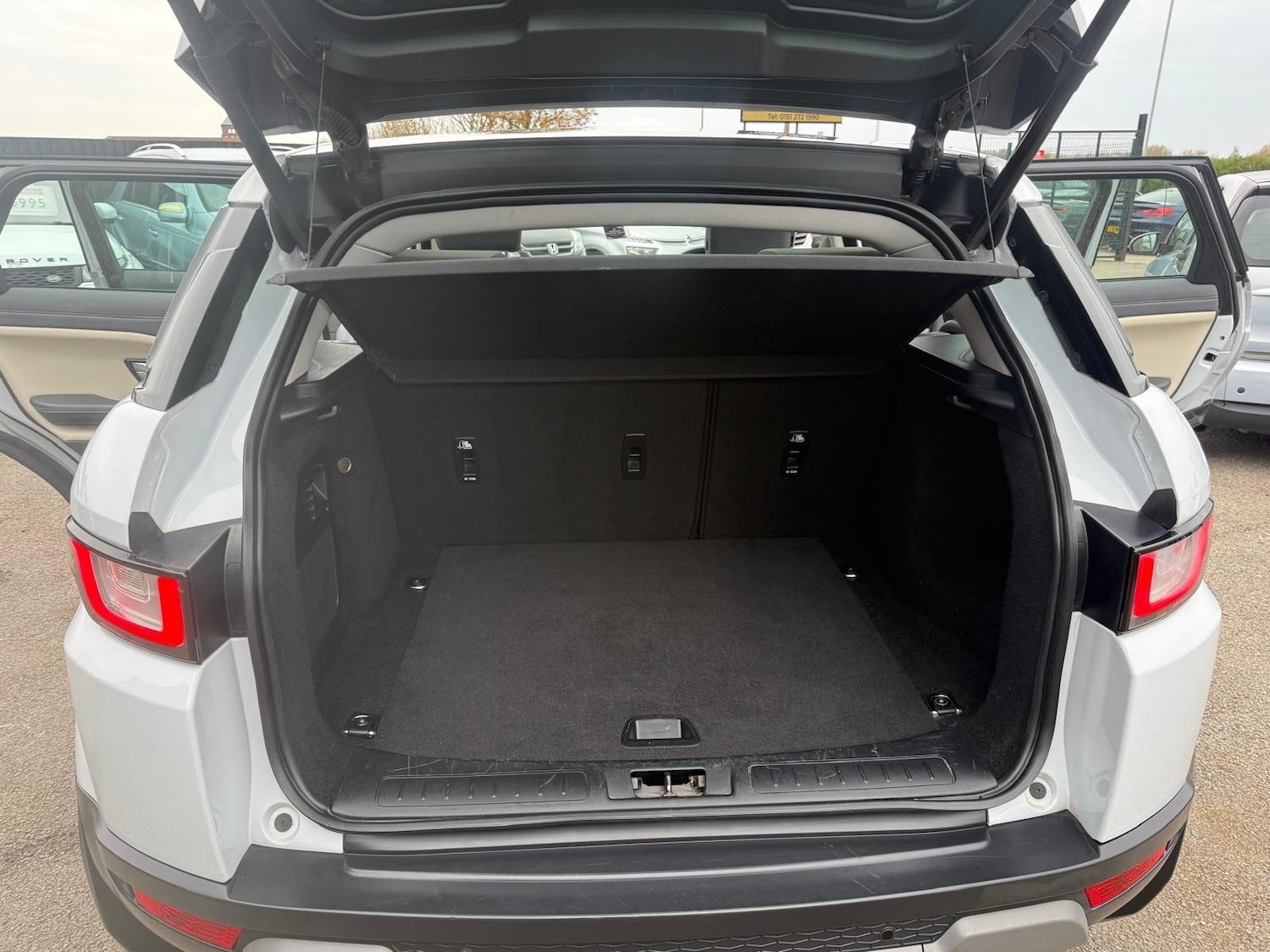 Used Land Rover Range Rover Evoque 2015 for sale - 76467498: Photo 32