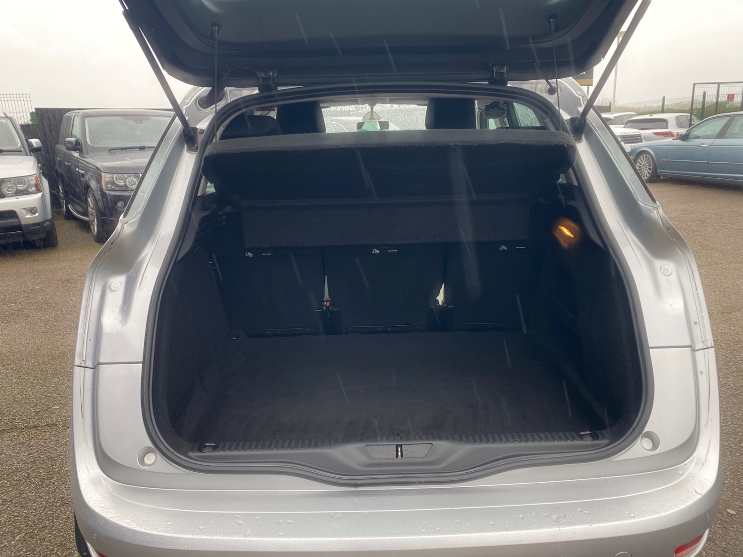 Used Citroen C4 Picasso 2014 for sale - 76402886: Photo 8