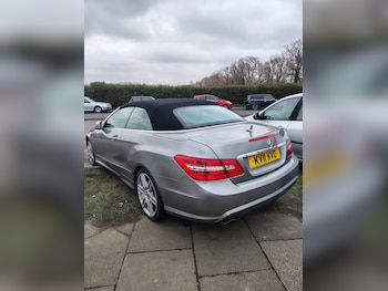 Used Mercedes-Benz E Class 2011 for sale - 77445749: Photo