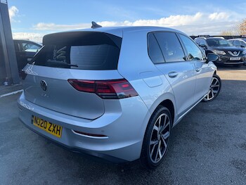 Used Volkswagen Golf 2020 for sale - 76402934: Photo