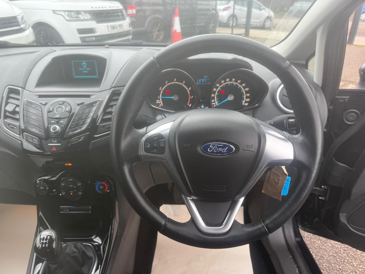 Used Ford Fiesta 2015 for sale - 77590838: Photo 15